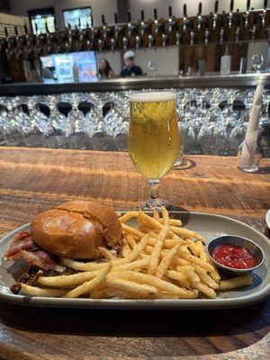 Stone Brewing World Bistro & Gardens – Liberty Station by null