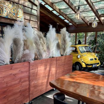 Cafe on 27 - Interior - Breakfast & Brunch Near Me - Topanga, California Cafe on 27 - Interior - Breakfast & Brunch Near Me - Topanga, California