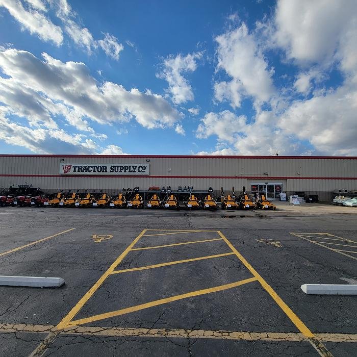 TRACTOR SUPPLY Updated August 2024 23735 S St, Circleville, Ohio