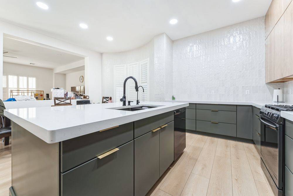 Diamond Kitchen & Bath - countertop fabricator in Mesa, AZ