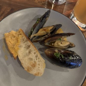 Neat Kitchen and Bar - Mussels (personal plate, not the entire entree) - Burgers Near Me - Oswego, Illinois