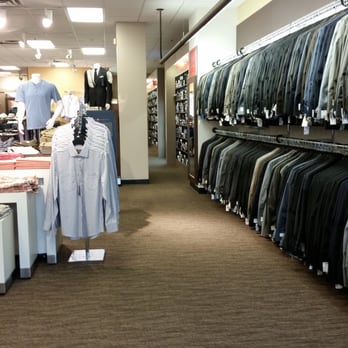 Men's Wearhouse - Men's Clothing Near Me - BRAINTREE, Massachusetts Men's Wearhouse - Men's Clothing Near Me - BRAINTREE, Massachusetts