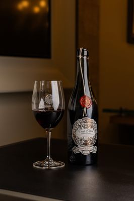 Queen Jayne’s Lounge & Royal Drinkery by null