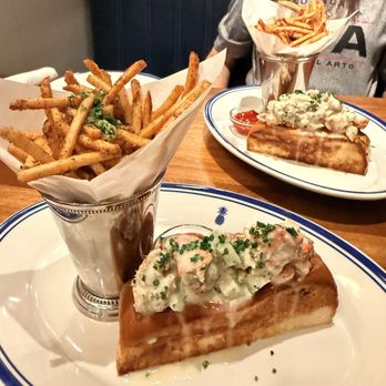 Hudson House - Double Lobster Rolls - American Near Me - Southlake, Texas Hudson House - Double Lobster Rolls - American Near Me - Southlake, Texas