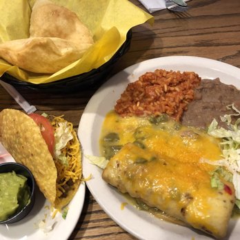 El Cafecito - Holy smokes! I ate it all! Sopas were fantastical! Fresh and that green chile flavor! Makes me wanna rip out my tongue and slap myself! - Mexican Near Me - Grants, New Mexico