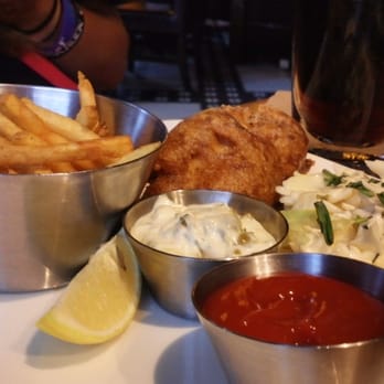 Earls Kitchen + Bar - Fish (halibut) & chips - Canadian (New) Near Me - Banff, Alberta Earls Kitchen + Bar - Fish (halibut) & chips - Canadian (New) Near Me - Banff, Alberta