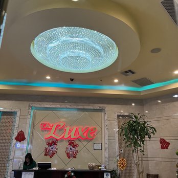 The Luxe Buffet - Lobby chandelier - Buffets Near Me - Ontario, California The Luxe Buffet - Lobby chandelier - Buffets Near Me - Ontario, California