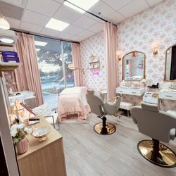 Meher’s Brow & Beauty Bar