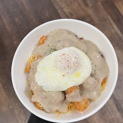 Cup of Sass - Breakfast loaded tots
