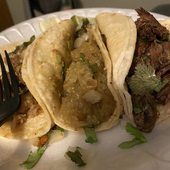 Aca Las Tortas - Chicharron, allegedly - Mexican Near Me - Lynnwood, Washington