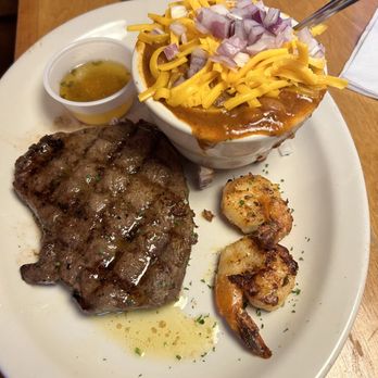 Texas Roadhouse - 8 oz sirloin, shrimp and chili - Steakhouses Near Me - Terre Haute, Indiana Texas Roadhouse - 8 oz sirloin, shrimp and chili - Steakhouses Near Me - Terre Haute, Indiana