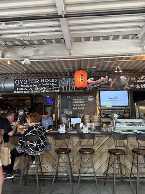 Ryleigh's Oyster by null