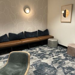 Mindful Therapy Group - Waiting room at MTG Tigard