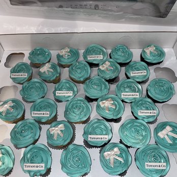 Sophisticakes - Vanilla pound cake and chocolate cupcakes with vanilla buttercream - Bakeries Near Me - Drexel Hill, Pennsylvania Sophisticakes - Vanilla pound cake and chocolate cupcakes with vanilla buttercream - Bakeries Near Me - Drexel Hill, Pennsylvania