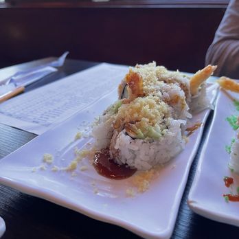 Sushi Martini - Crunch roll - Japanese Near Me - Rancho Cucamonga, California