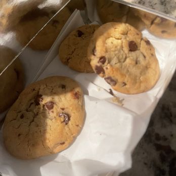Tiff's Treats - Chocolate chip cookie - Desserts Near Me - Austin, Texas