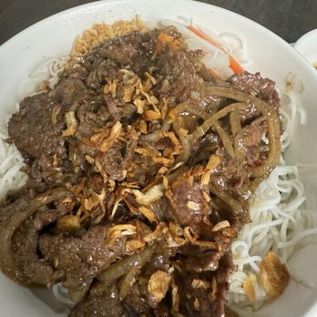 Pho Sydney - Beef lemongrass vermicelli - Vietnamese Near Me - Atlantic City, New Jersey Pho Sydney - Beef lemongrass vermicelli - Vietnamese Near Me - Atlantic City, New Jersey