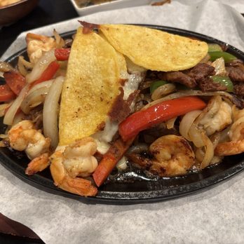 Maria's Bar and Grill - Shrimp and Steak Fajitas, with 2 quesadillas. - Mexican Near Me - Downey, California Maria's Bar and Grill - Shrimp and Steak Fajitas, with 2 quesadillas. - Mexican Near Me - Downey, California