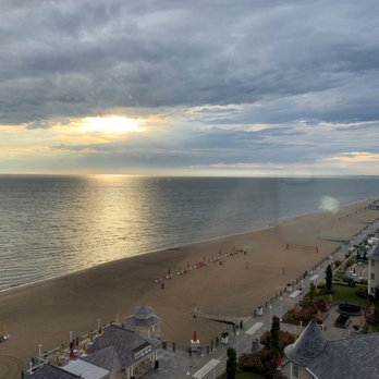 Hotel Breakers - View from 9th floor horizon suite - Hotels Near Me - Sandusky, Ohio Hotel Breakers - View from 9th floor horizon suite - Hotels Near Me - Sandusky, Ohio
