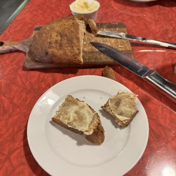 Low Stakes Lodge - Homemade bread with honey butter - American Near Me - Portland, Maine Low Stakes Lodge - Homemade bread with honey butter - American Near Me - Portland, Maine