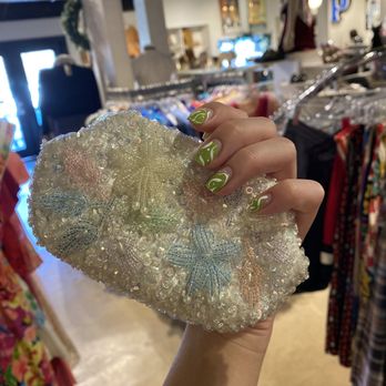 Prototype Vintage Design - Beautiful pastel beaded/sequenced coin purse - Used, Vintage & Consignment Near Me - Austin, Texas