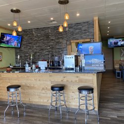 Alaska and Dumplings - Interior bar area
