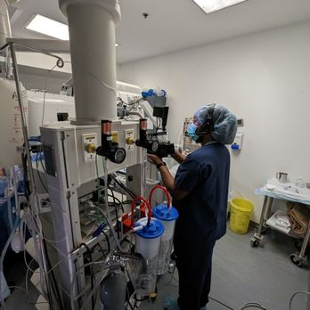Great Things Studios - Coop Audiovisuelle GTS - Medical shoot in operating room with surgeons, for medical training - Video/Film Production Near Me - Montreal, Quebec Great Things Studios - Coop Audiovisuelle GTS - Medical shoot in operating room with surgeons, for medical training - Video/Film Production Near Me - Montreal, Quebec