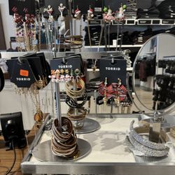 Torrid - Lots of jewelry!