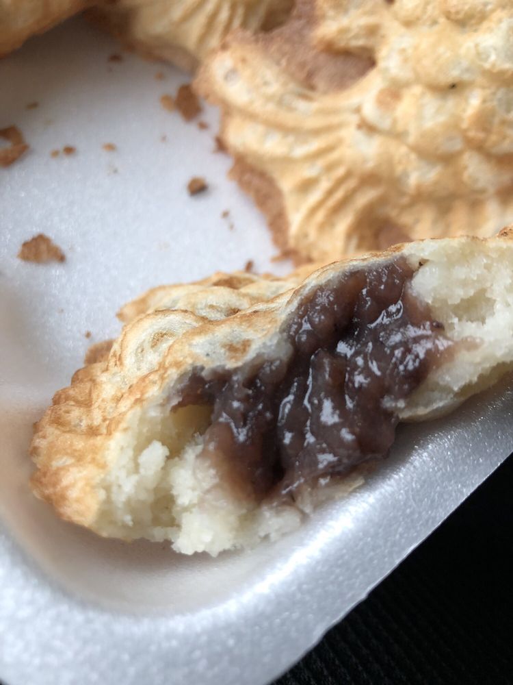 Five Loaves Two Fish Logo