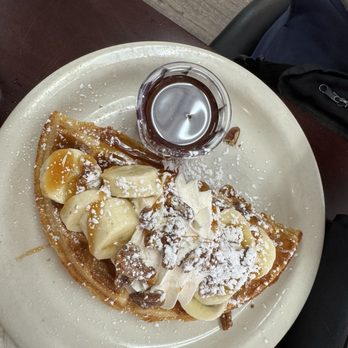 Country Waffles - Banana, pecan, caramel waffle - Breakfast & Brunch Near Me - San Diego, California Country Waffles - Banana, pecan, caramel waffle - Breakfast & Brunch Near Me - San Diego, California