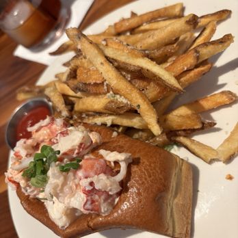 Burtons Grill & Bar - Lobster Roll (Chilled) with Side Parmesan Truffle Fries - New American Near Me - Hingham, Massachusetts Burtons Grill & Bar - Lobster Roll (Chilled) with Side Parmesan Truffle Fries - New American Near Me - Hingham, Massachusetts