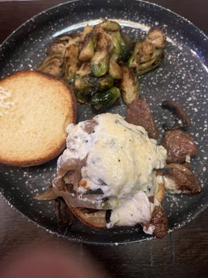 Blue Dog Saloon and Restaurant, 7940 Port Tobacco Rd, Port Tobacco, MD  20677, US