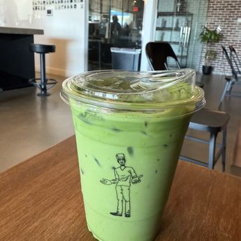 Hando Coffee Bar - Pistachio matcha - Coffee & Tea Near Me - Manvel, Texas