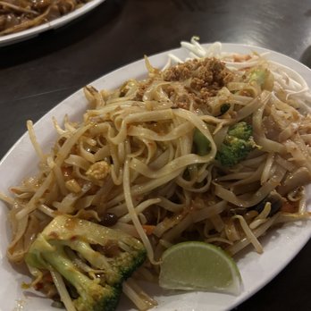 Penang - Panang Pad Thai - Malaysian Near Me - Boston, Massachusetts Penang - Panang Pad Thai - Malaysian Near Me - Boston, Massachusetts