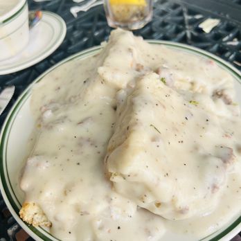 The Guenther House - Biscuit and gravy - Breakfast & Brunch Near Me - San Antonio, Texas