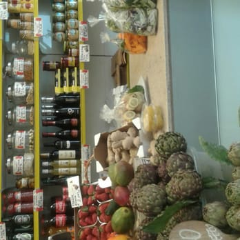 Frutteria d'Amore - ... - Fruits & Veggies Near Me - Salerno, SA