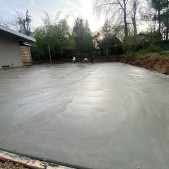 Four Seasons Concrete - Masonry/Concrete Near Me
