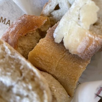 Maggiano's Little Italy - Bread basket - Italian Near Me - Annapolis, Maryland