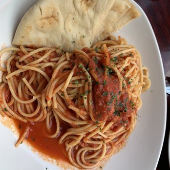 Cafe Moderno - Spaghetti marinara - Cafes Near Me - Montclair, California Cafe Moderno - Spaghetti marinara - Cafes Near Me - Montclair, California