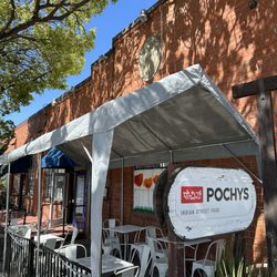 Pochys - New outdoor seating area is open!