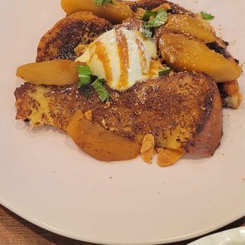 Unconventional Diner - French Toast - Breakfast & Brunch Near Me - Washington, DC, District of Columbia