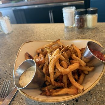 Monkeypod Kitchen - Truffle oil fries - Tacos Near Me - Honolulu, Hawaii