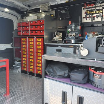 Steel Lock Locksmith - Keys & Locksmiths Near Me Steel Lock Locksmith - Keys & Locksmiths Near Me