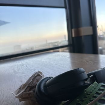 Starbucks - View of the ocean - Coffee & Tea Near Me - Rancho Palos Verdes, California