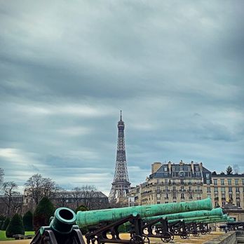 Musée de l'Armée - Musée de l'Armée in the historic Les Invalides, circa 1671. Napoleon forever lives here... Vive La France! - Museums Near Me - Paris, 75