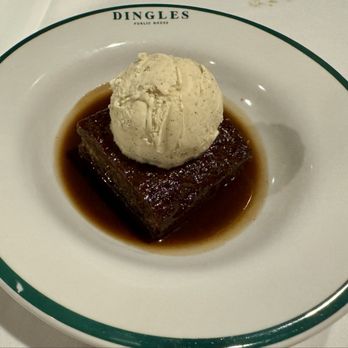 Dingles Public House - Sticky toffee pudding - Gastropubs Near Me - San Francisco, California