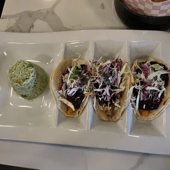 NRebozo - Tacos de talapia chef's special - Mexican Near Me - Forest Park, Illinois