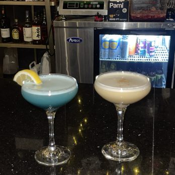 Best Bar - Lounges Near Me - Chicago, Illinois