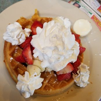 The Roxbury Diner - Belgian waffle w bananas & strawberries - Diners Near Me - Succasunna, New Jersey