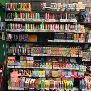 GREEN RUSH SMOKE & VAPE SHOP - Updated June 2026 - 21 Photos & 11 Reviews -  728 San Benito St, Hollister, California - Head Shops - Phone Number